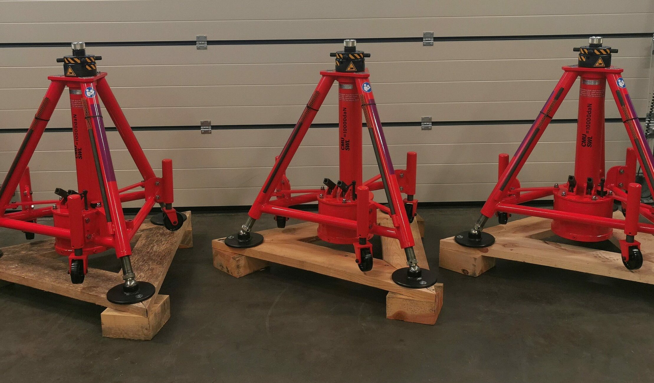 NH sefah propose des Tripodes pour avion en location